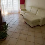 Ai Piedi Del Gran Paradiso Apartment *