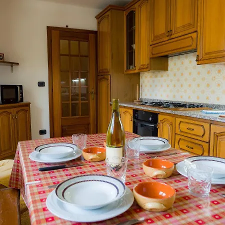 公寓 Ai Piedi Del Gran Paradiso