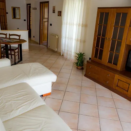 Ai Piedi Del Gran Paradiso Apartment *