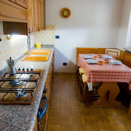 Ai Piedi Del Gran Paradiso 圣皮埃尔