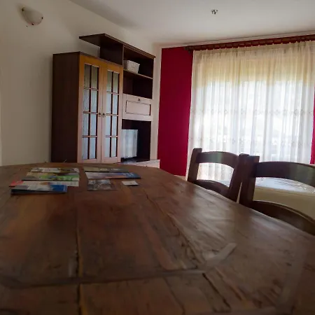 Ai Piedi Del Gran Paradiso *