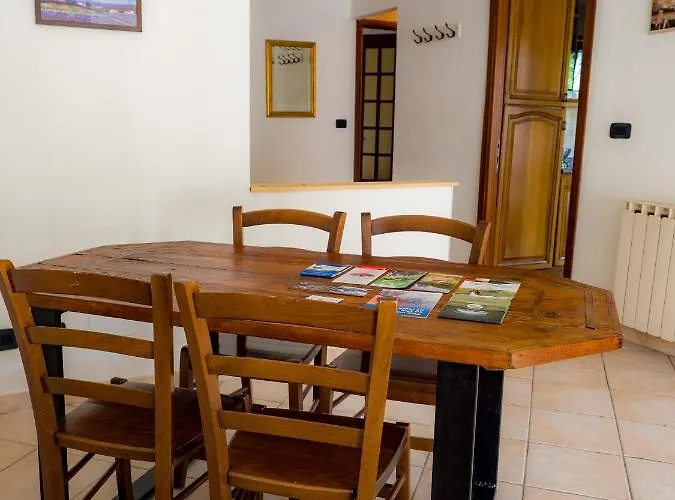 Ai Piedi Del Gran Paradiso *